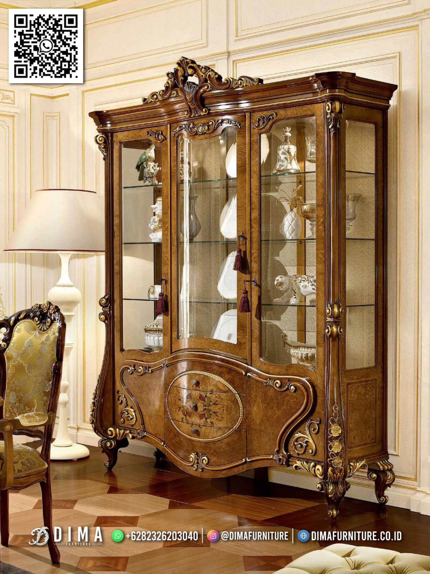 Lemari Hias Ukir Mewah Jati Valentina Custom 333DF Lemari Hias Ukir Mewah Jati Valentina Custom 333DF